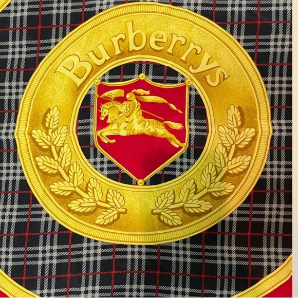 Burberry scarf - Picture 2 of 8